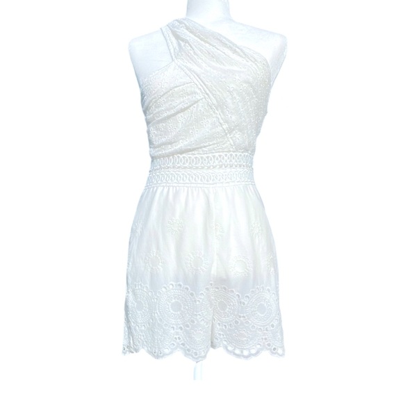 ROMPER by ENDLESS ROSE WHITE EYELET NEW! - Picture 2 of 11